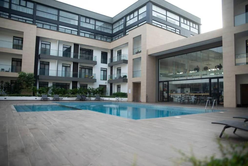 Pool View Apartment @Embassy Gardens Accra Exterior photo